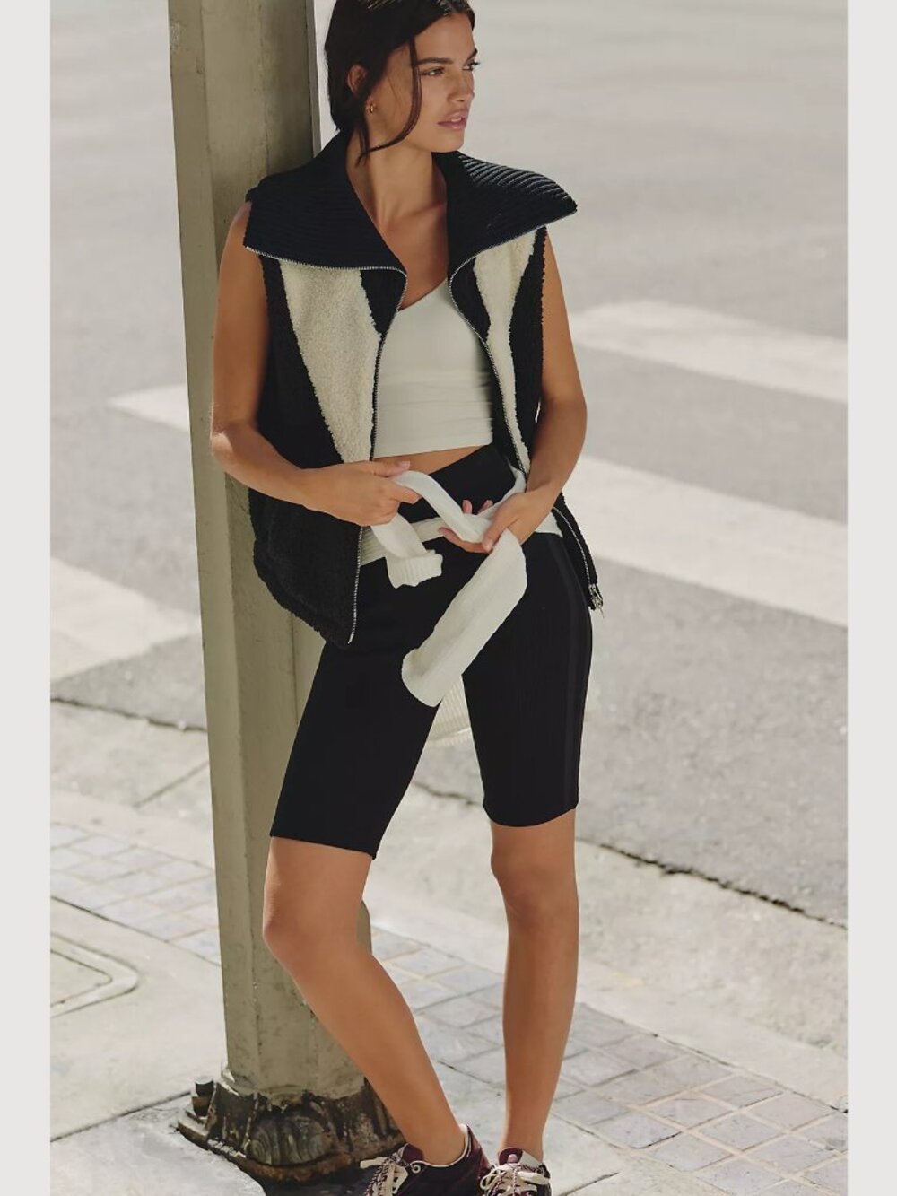 NEW Varley Sizes M, L Women's Caspian Sherpa Fleece Gilet Vest - Black & White